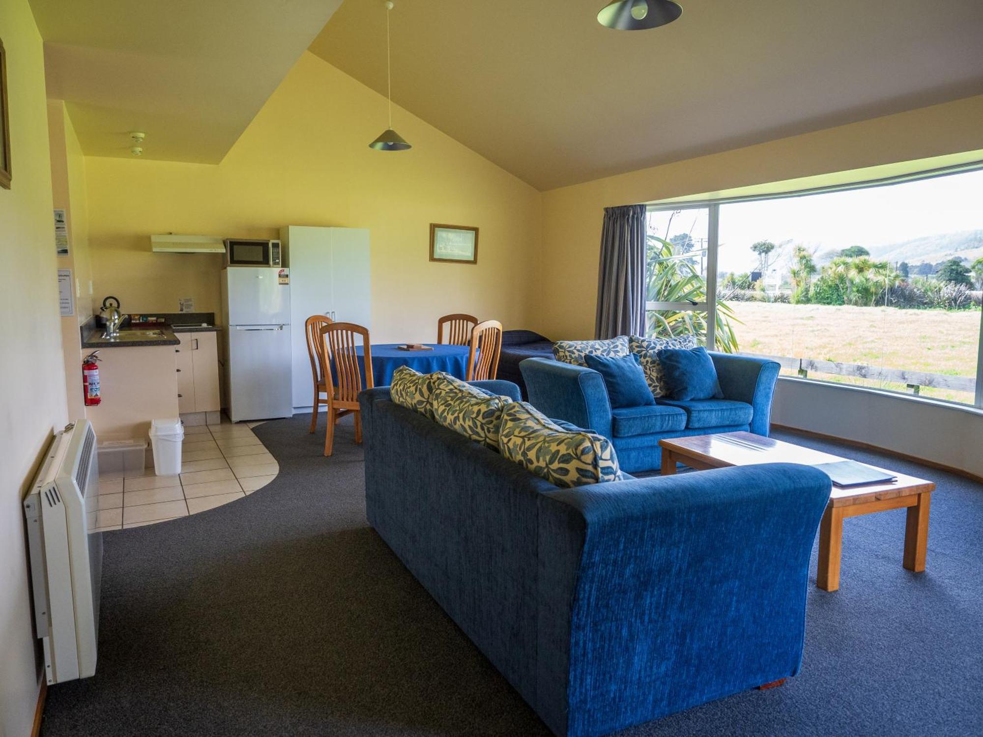 Karamea River Motels Room photo